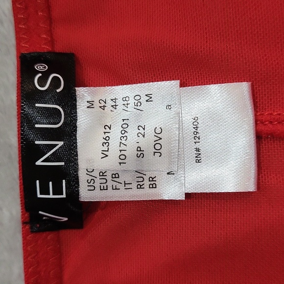 VENUS Cutout Bra & Panty Set - Picture 8 of 11